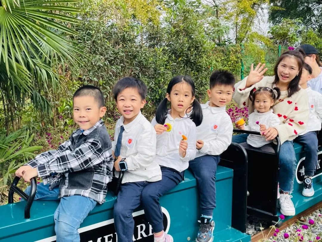 圣地雅歌幼儿园|不负好时光，，，，，，相约趣探秋