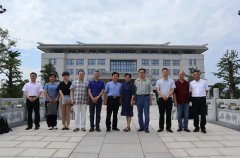 中殡协、殡葬标委会调研组座谈会在ag真人国际举行