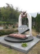 名人墓碑应该怎样设计？？？？？探索永恒印记的艺术与思索